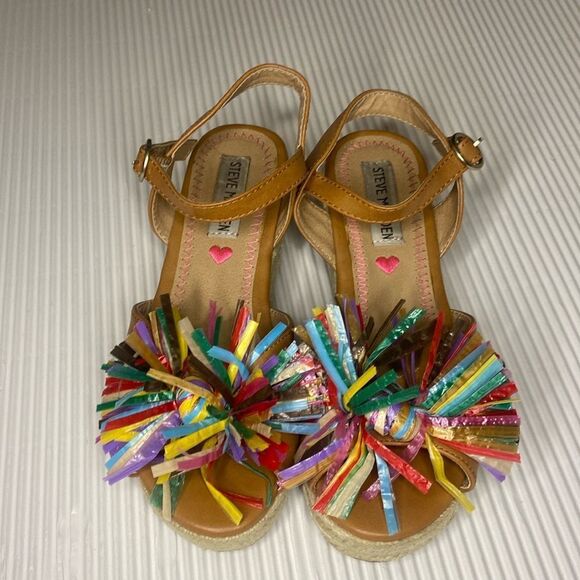 Steve Madden Other - Steve Madden Rainbow PomPom Girls Wedges Size 3